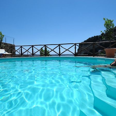 Villa Knight Амалфи Екстериор снимка