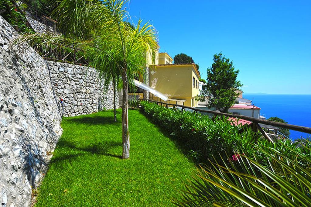 Villa Knight Амалфи Екстериор снимка
