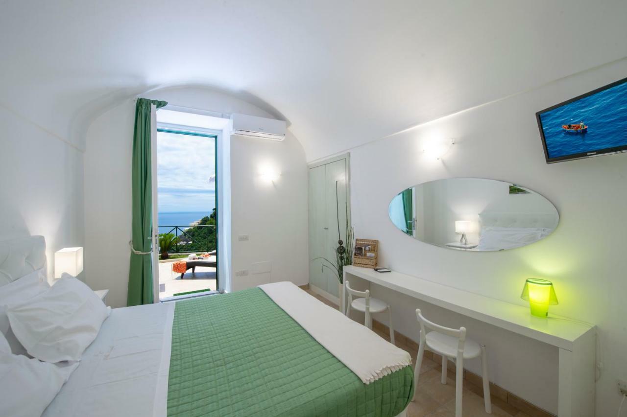 Villa Knight Амалфи Екстериор снимка